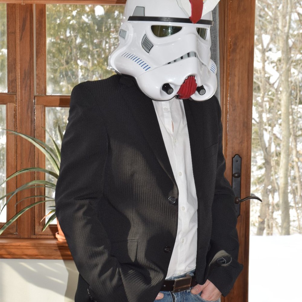 38R - Simple black jacket